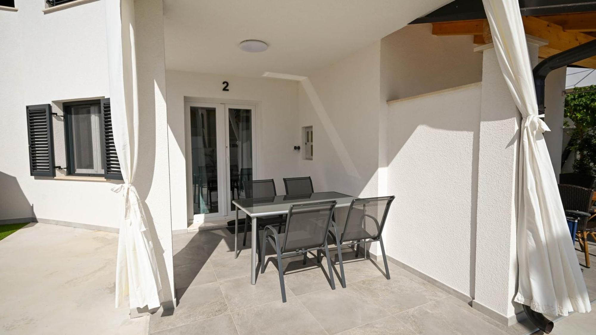 Casa Mira Apartments Liznjan Luaran gambar